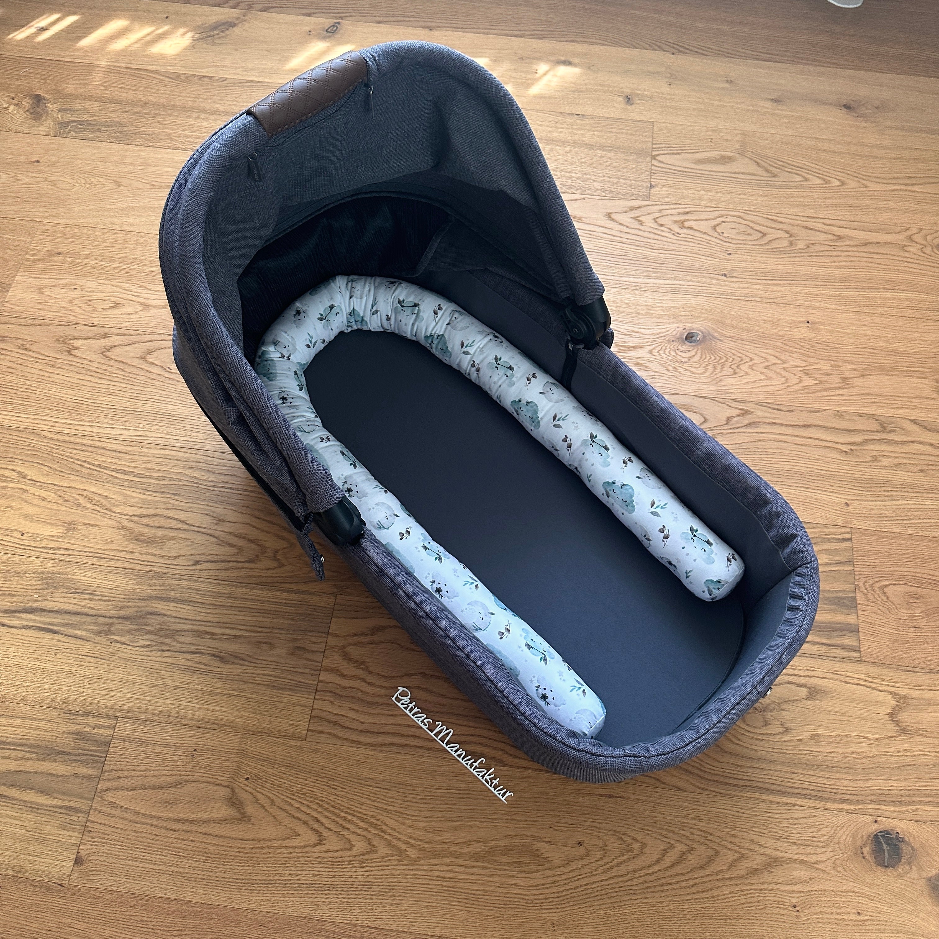Rolle/Schlange für den Kinderwagen